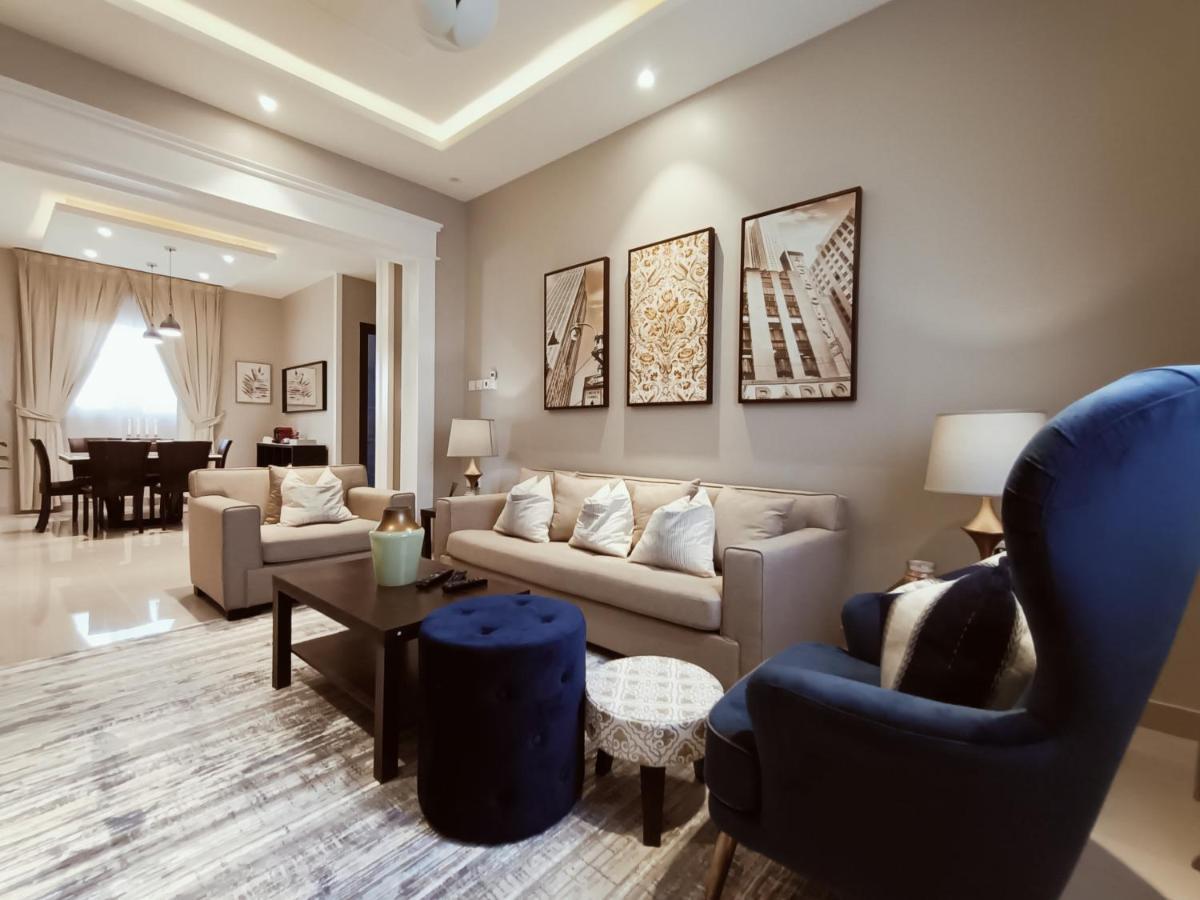 F Residence, Elegant & Luxury Apartment
