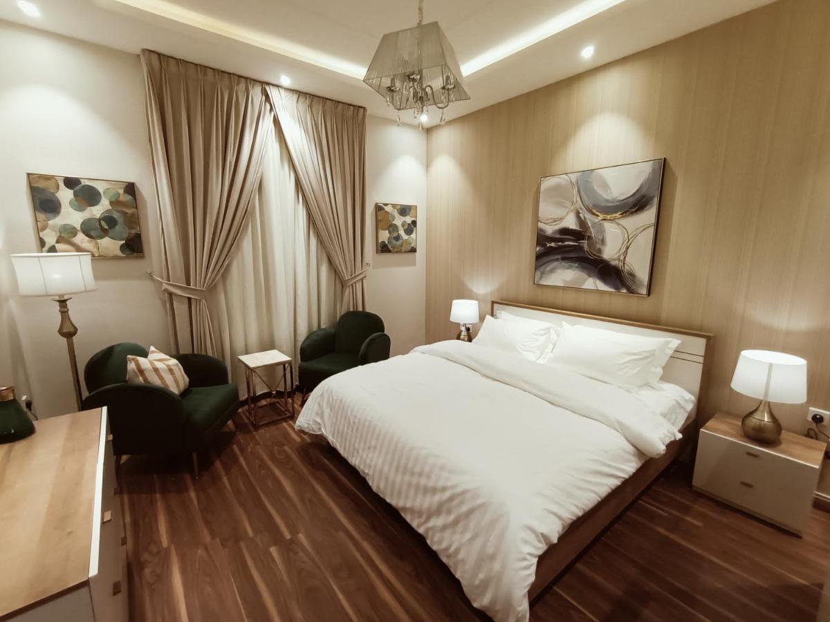 F Residence, Elegant & Luxury Riyadh