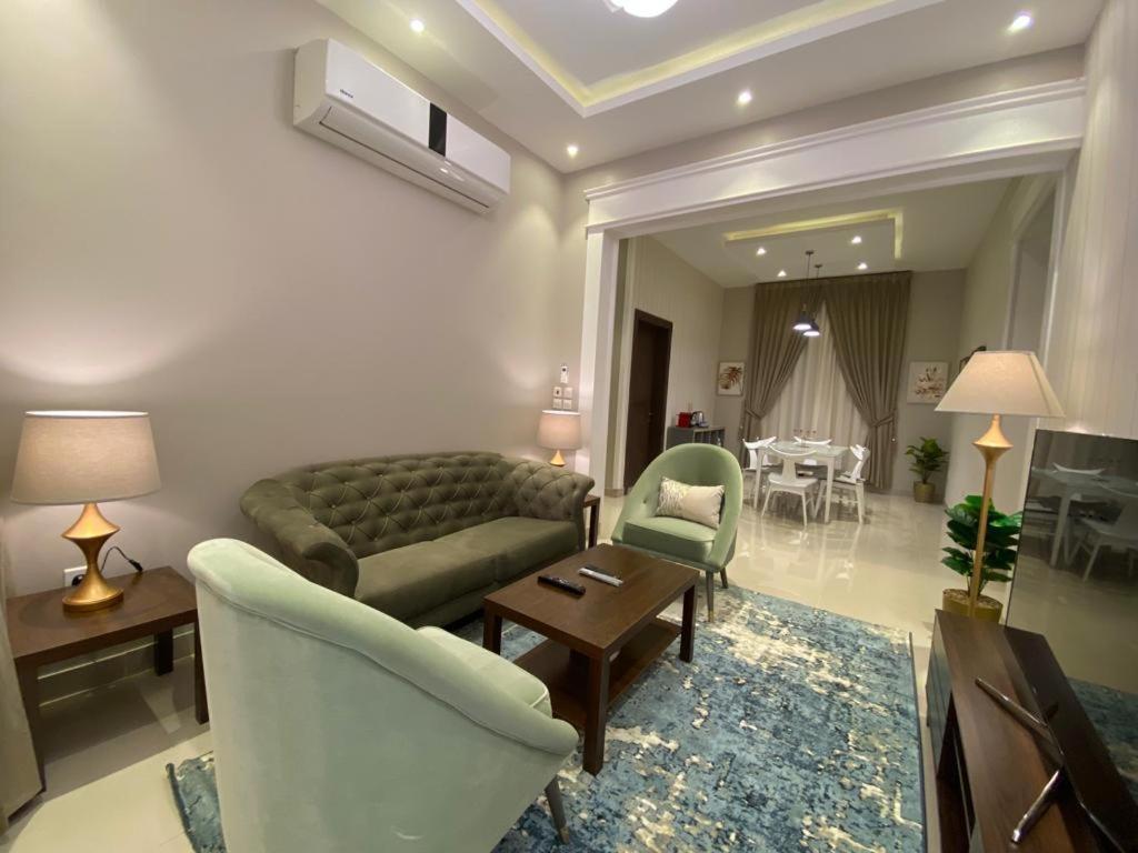 Apartment F Residence, Elegant & Luxury *
