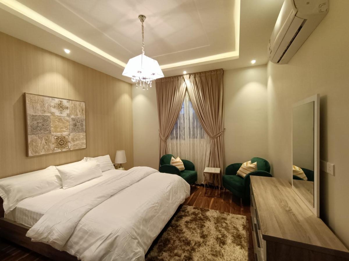 Apartment F Residence, Elegant & Luxury *